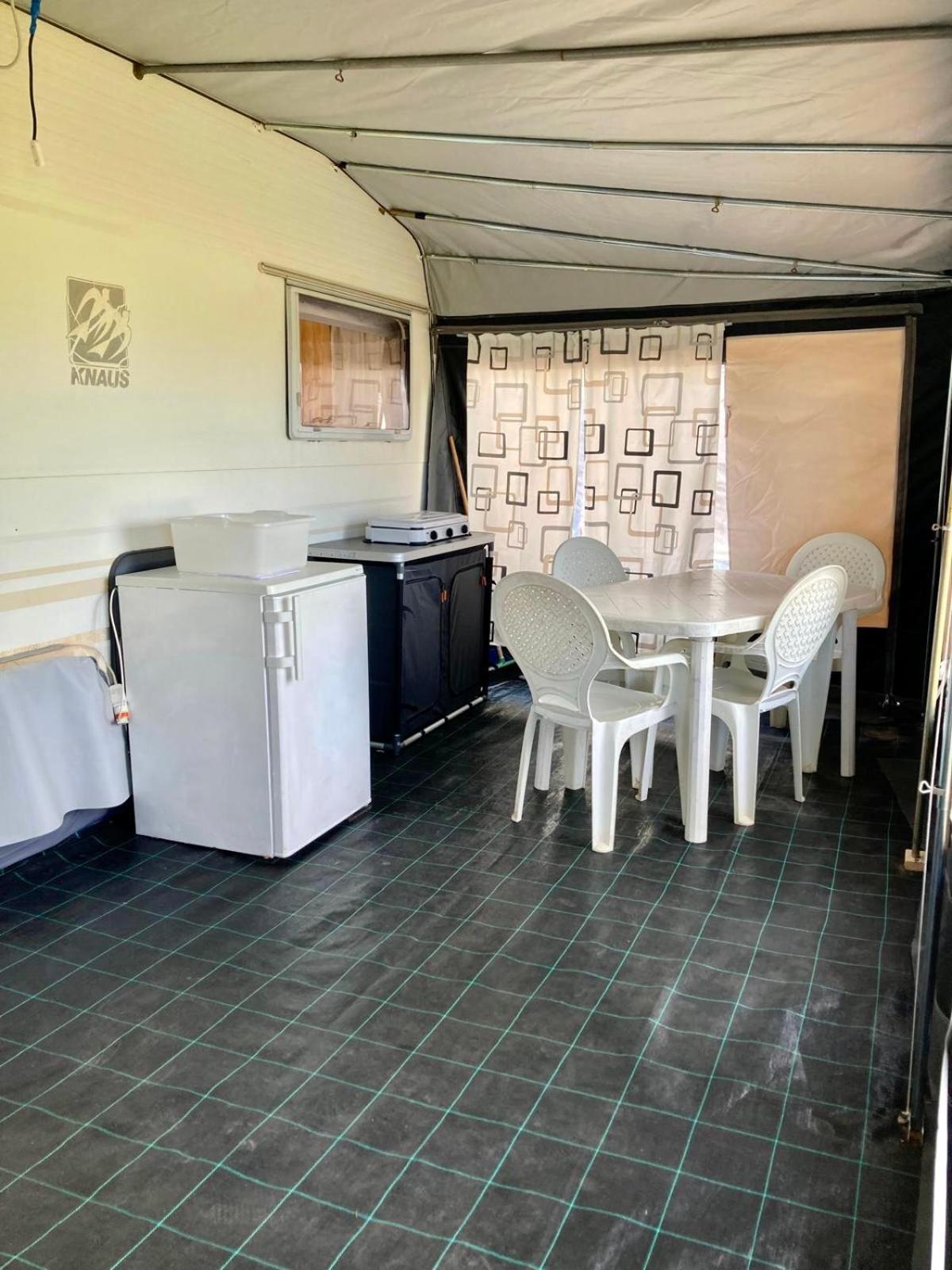 Camping Cala D'Ostia 풀라 외부 사진