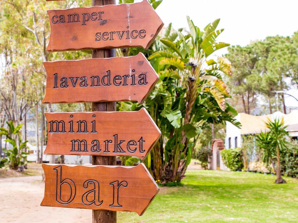 Camping Cala D'Ostia 풀라 외부 사진