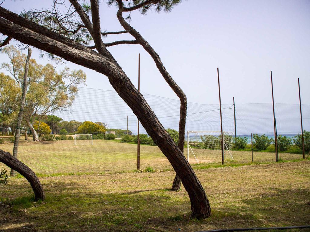Camping Cala D'Ostia 풀라 외부 사진
