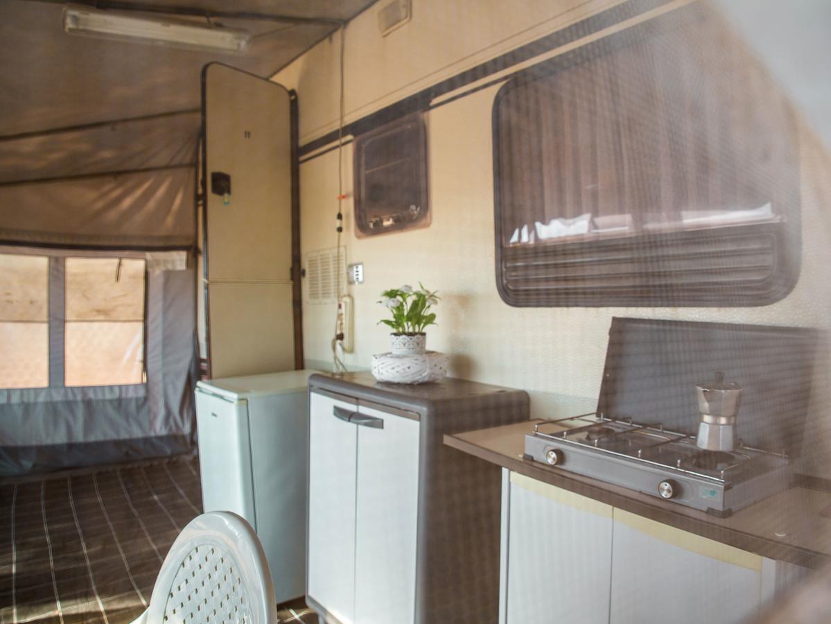 Camping Cala D'Ostia 풀라 외부 사진